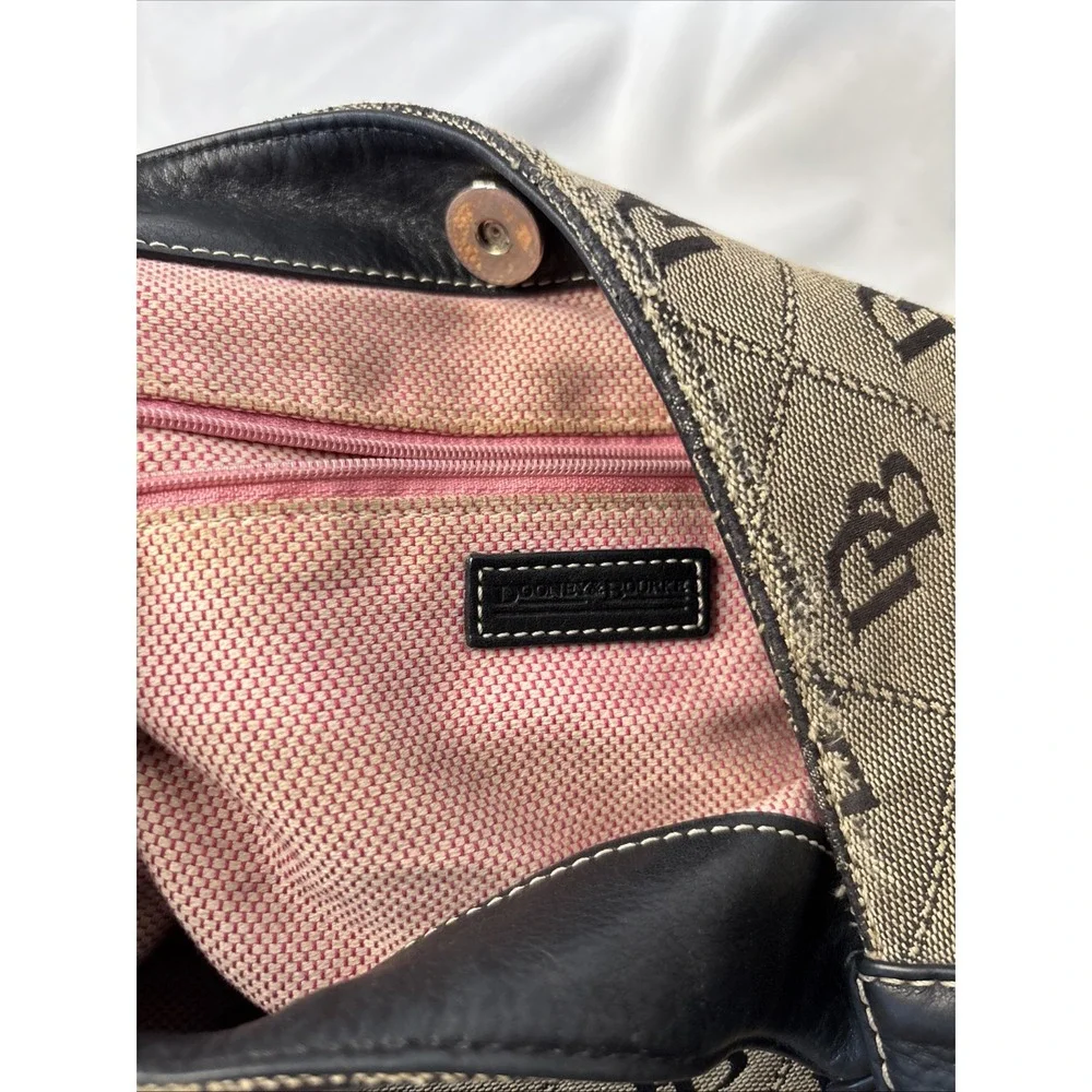 Dooney & Bourke make have